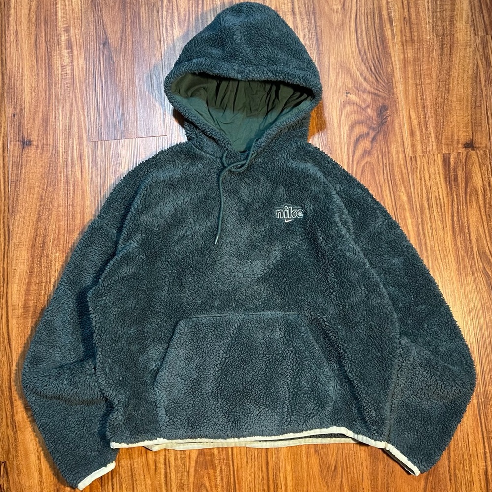 Nike Women Sherpa Fleece Hoodie Green Plush Pullover Small BV5132-355 - Picture 2 of 6